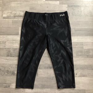 Fila Sport Black Matte Star Burst Capri Leggings L